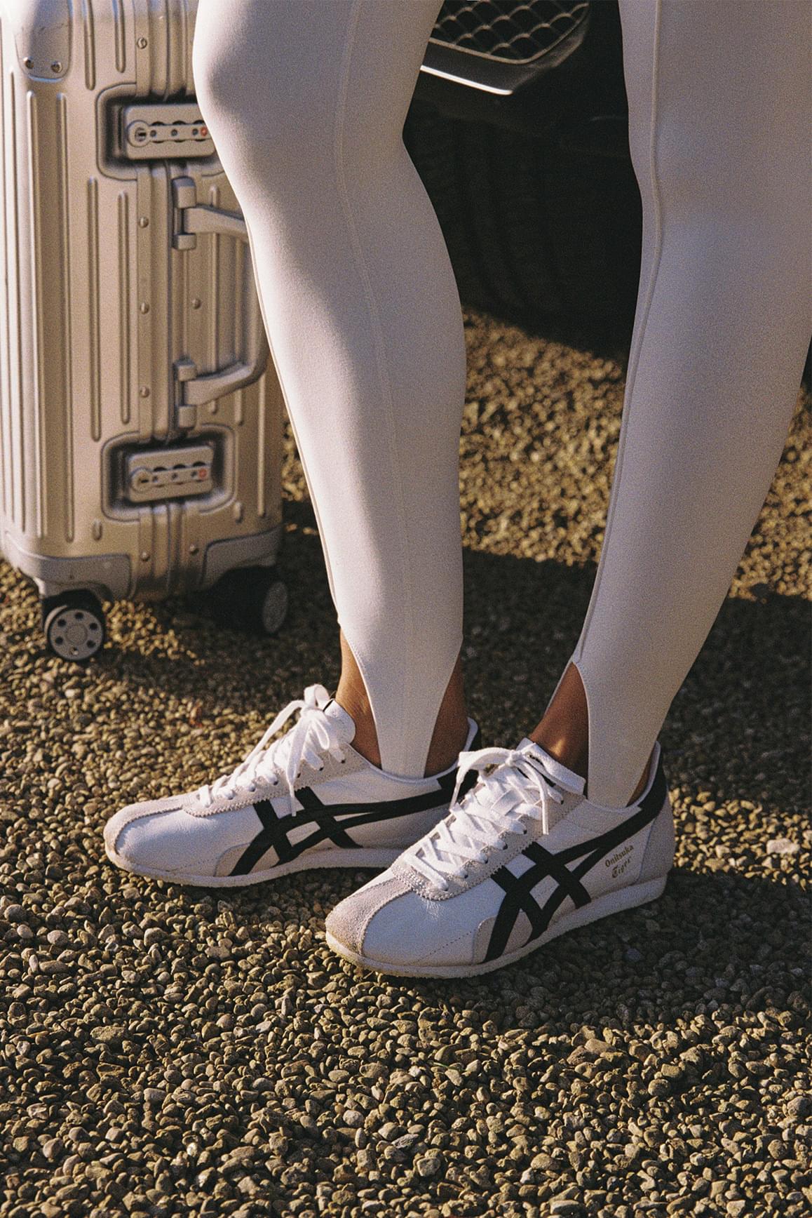 High-Waist Scrunch Stirrup Legging
