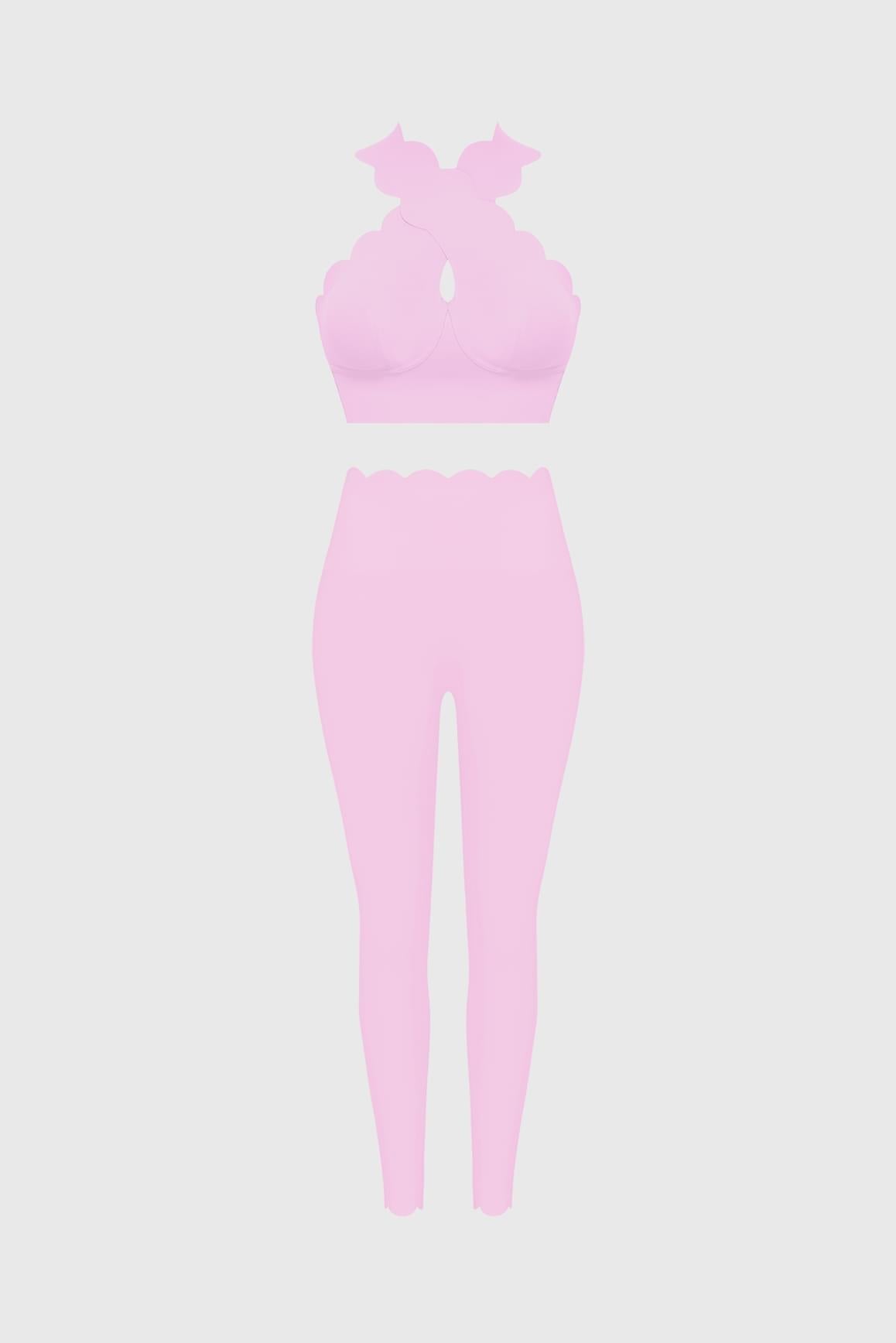 Wiskii Crisscross Bra & High-Waist Scallop Scrunch Legging