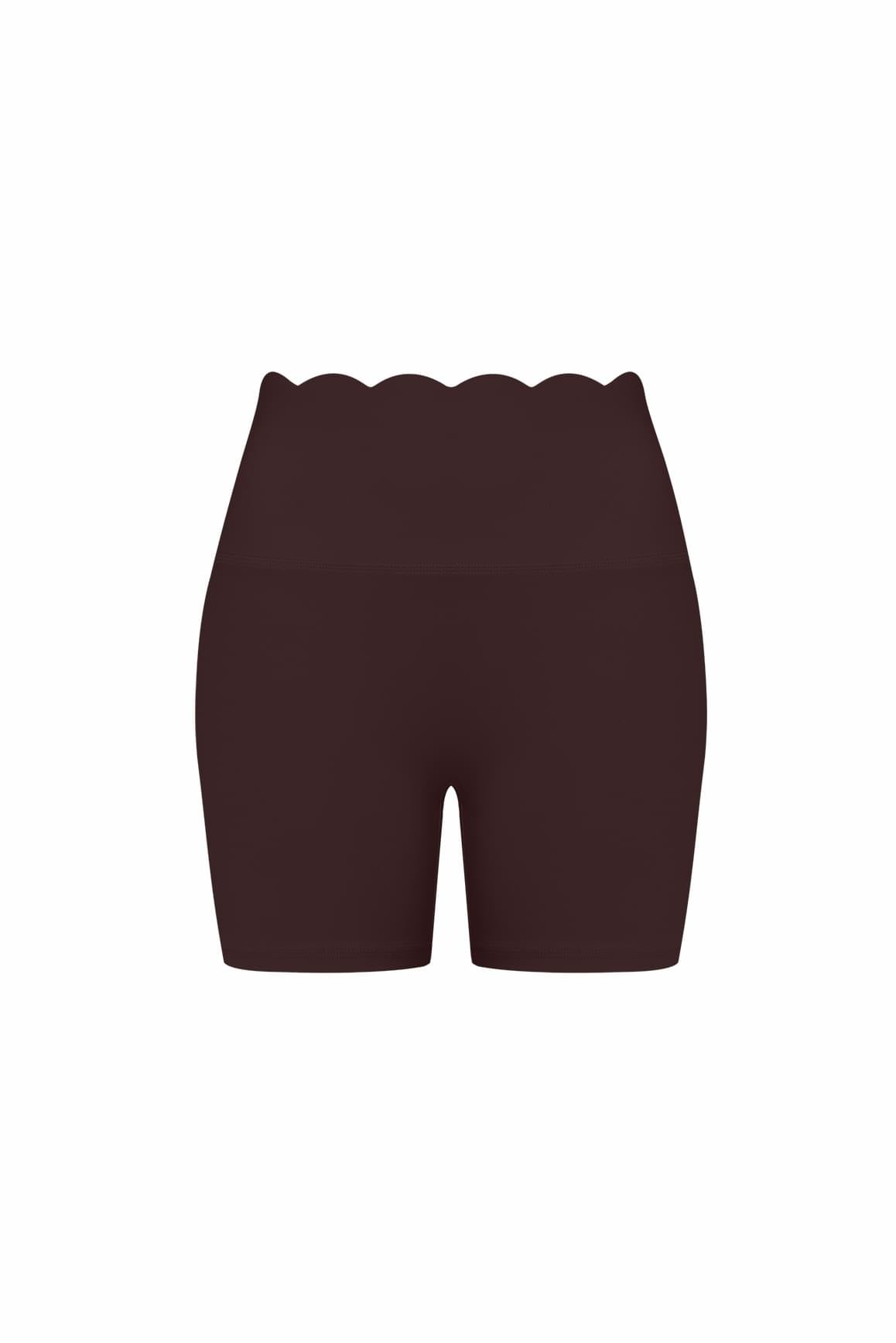 High-Waist Scallop Scrunch Short
