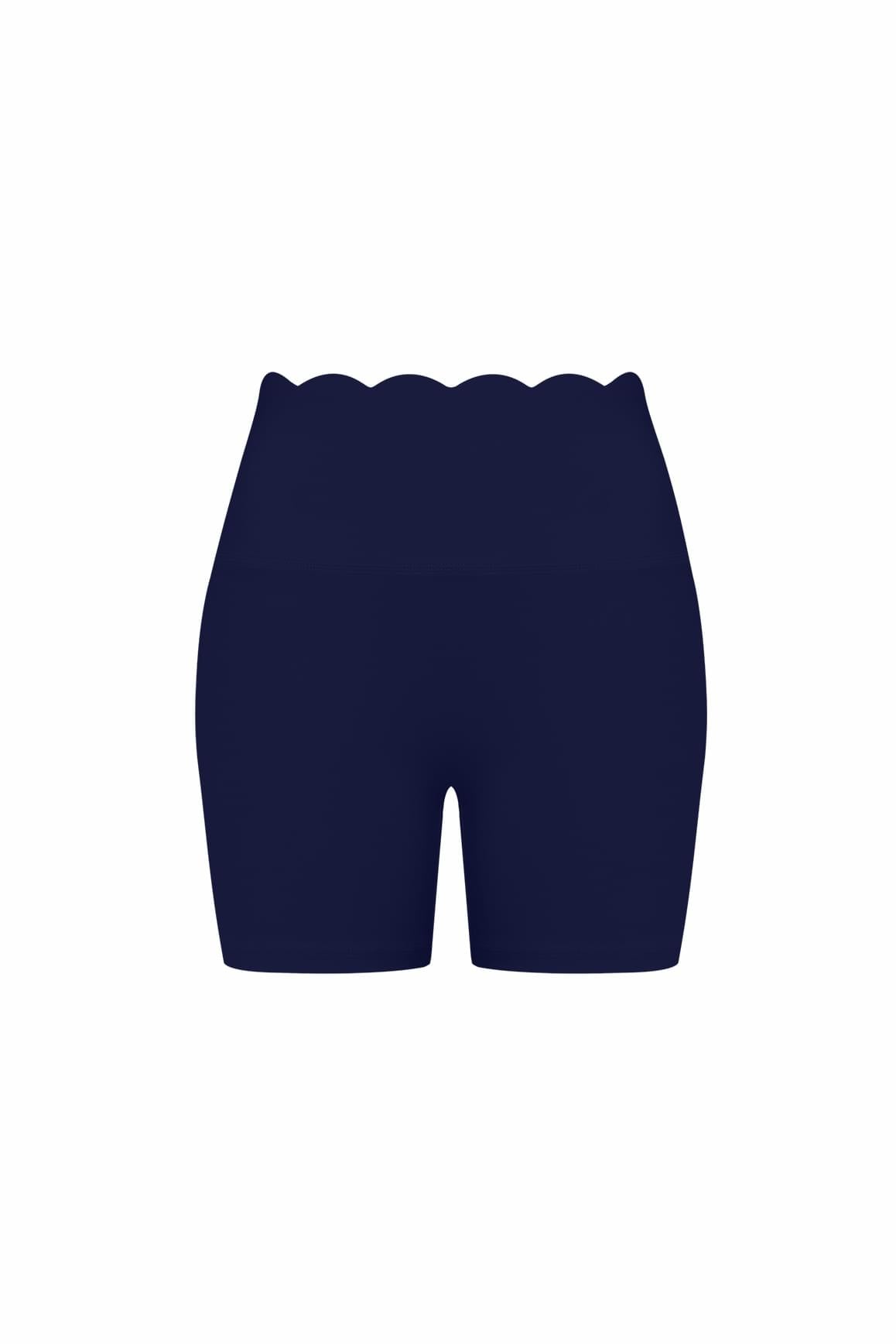 High-Waist Scallop Scrunch Short