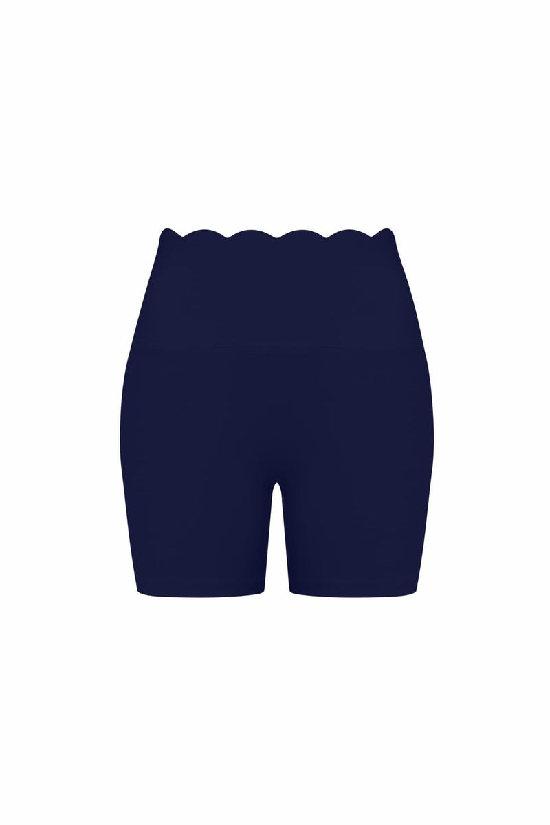 High-Waist Scallop Scrunch Short