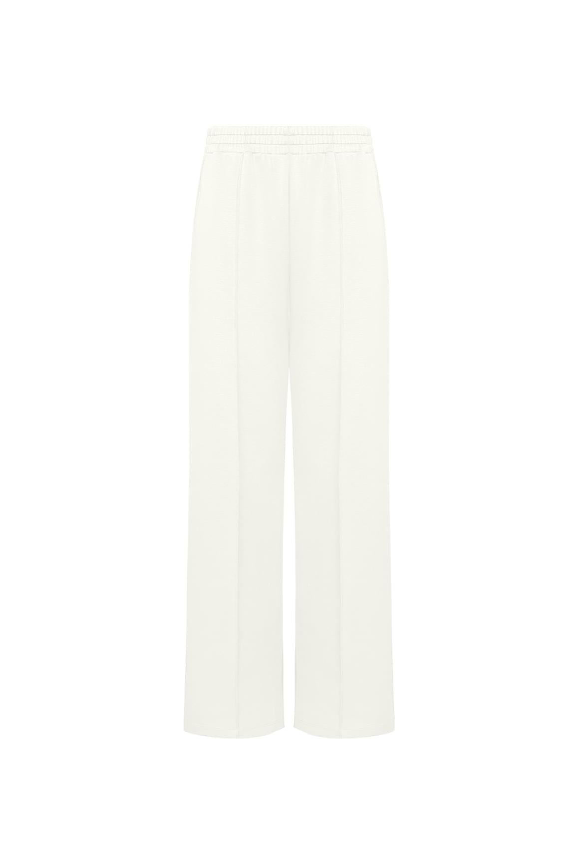 Ease Wide Leg Pant