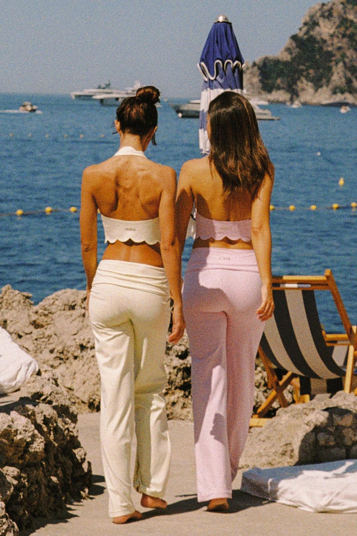 Low Rise Wide-Leg Pant