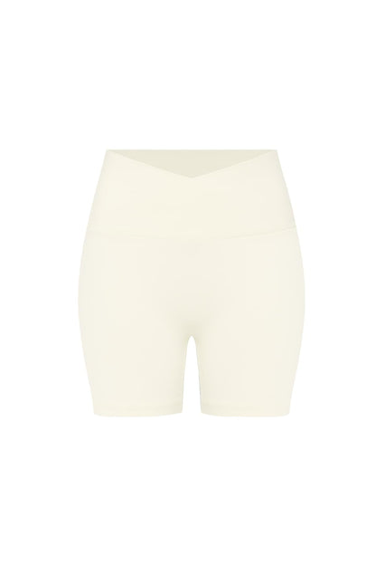 Riviera V-Waist Scrunch Short