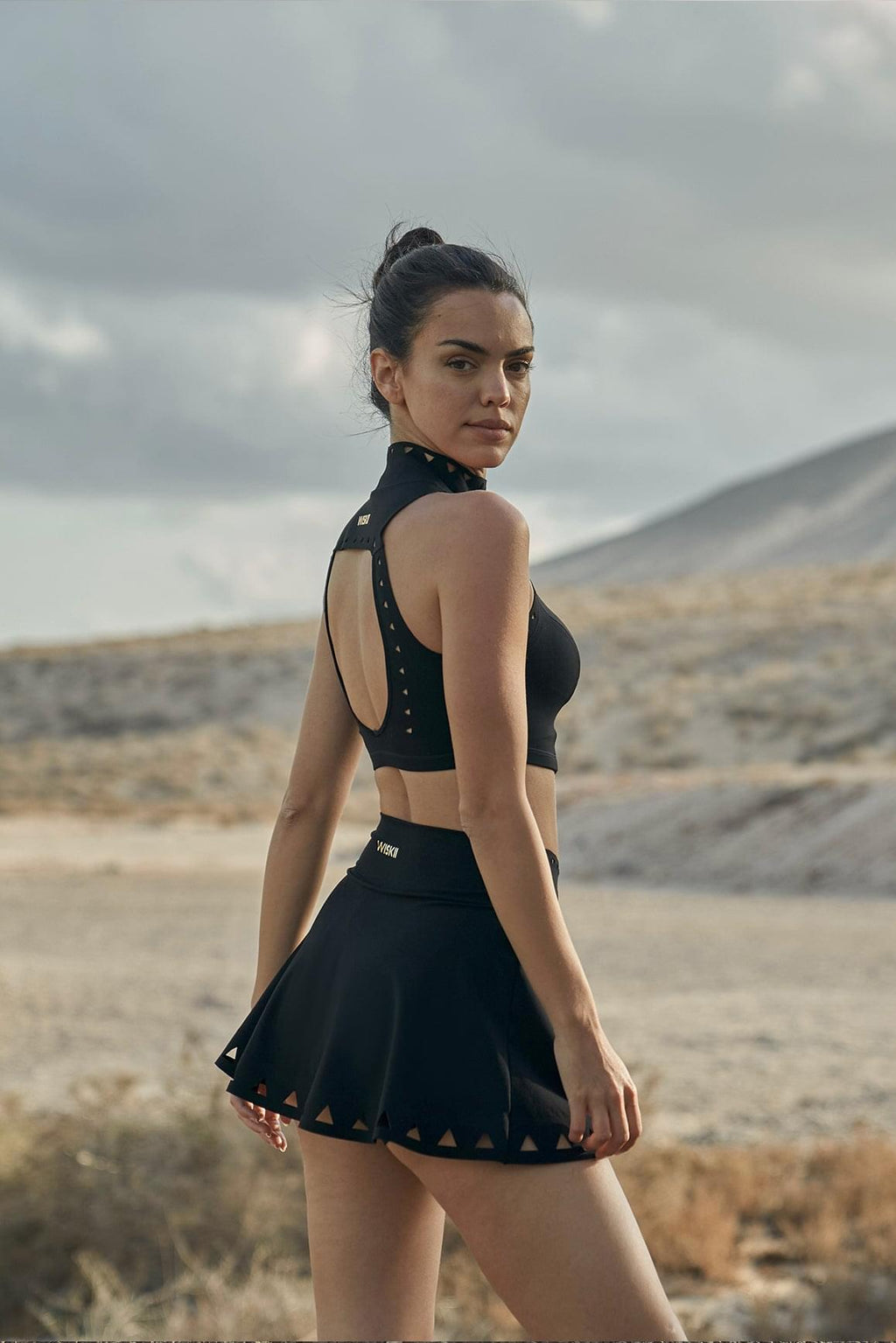 High Neck Laser Cut Leisure Bra & V-waist Laser Cut Tennis Skirt