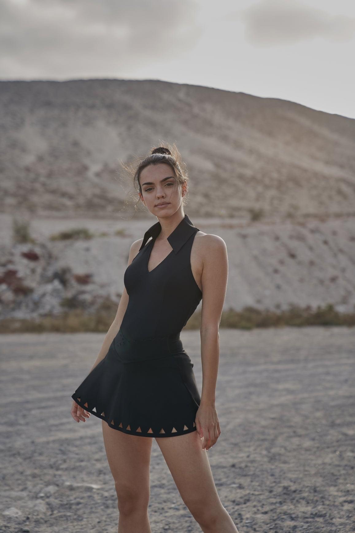 High Neck Laser Cut Leisure Bra & V-waist Laser Cut Tennis Skirt