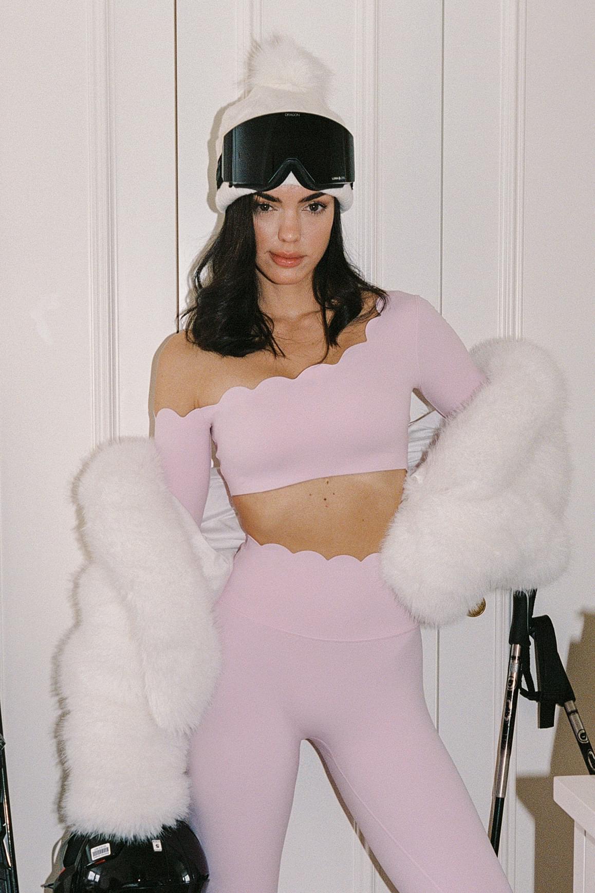 One-shoulder Scallop Long Sleeve Crop Top