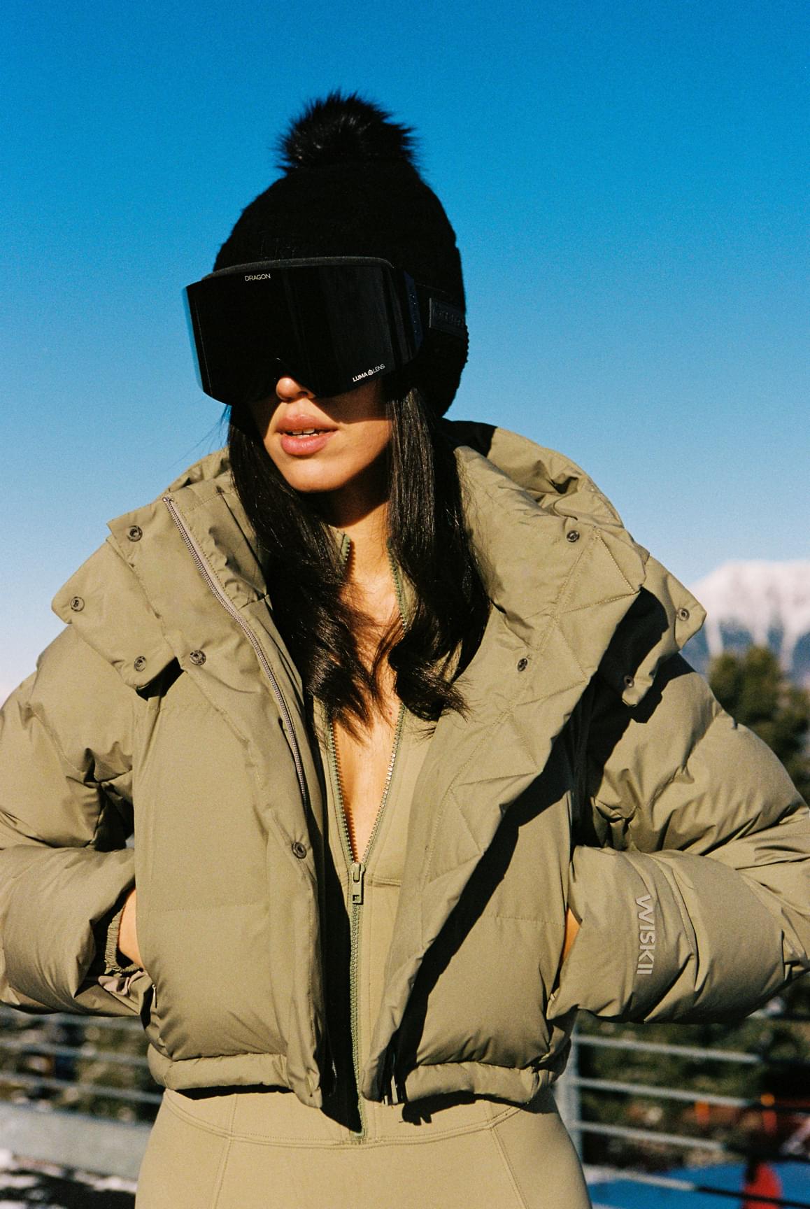 Wiskii Cropped Convert Down Jacket