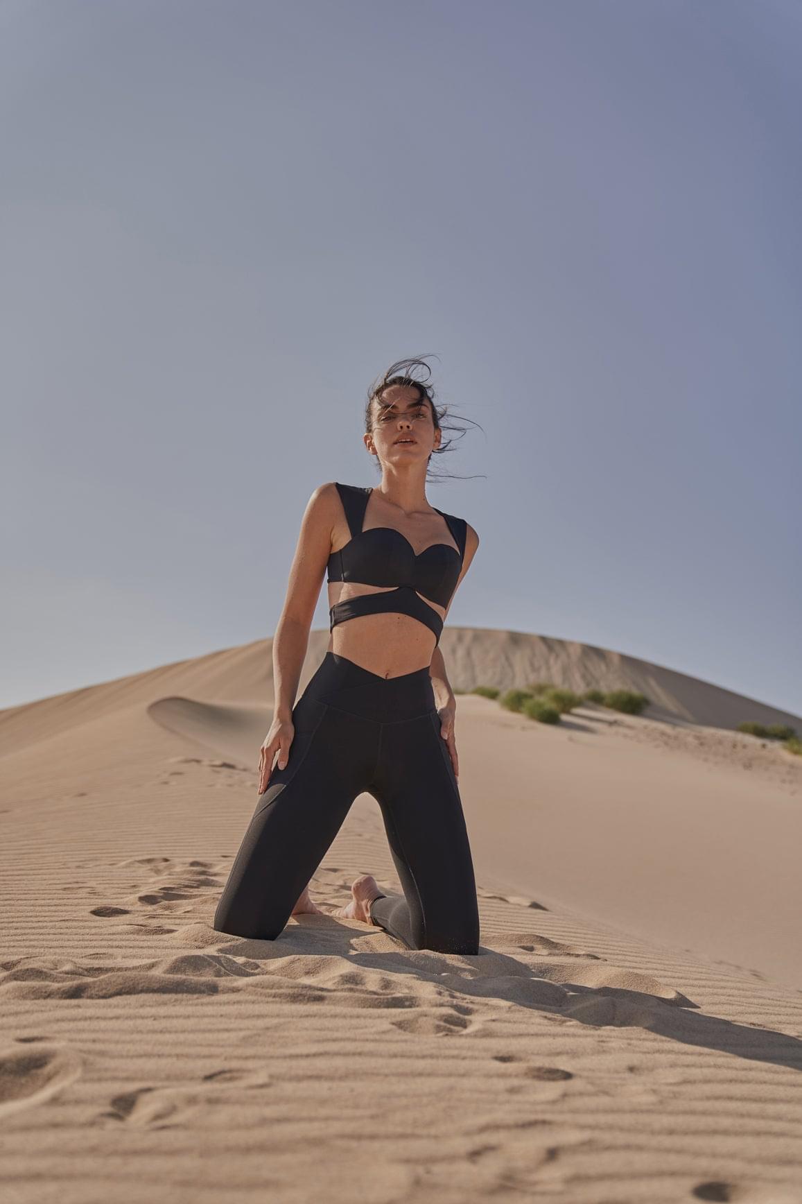 V-Waist Utility Legging