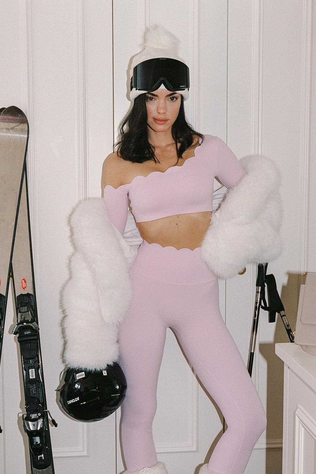 One-shoulder Scallop Long Sleeve Crop Top & High-Waist Scallop Scrunch Legging