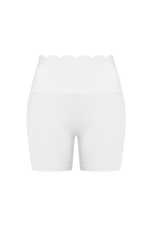 High-Waist Scallop Scrunch Short