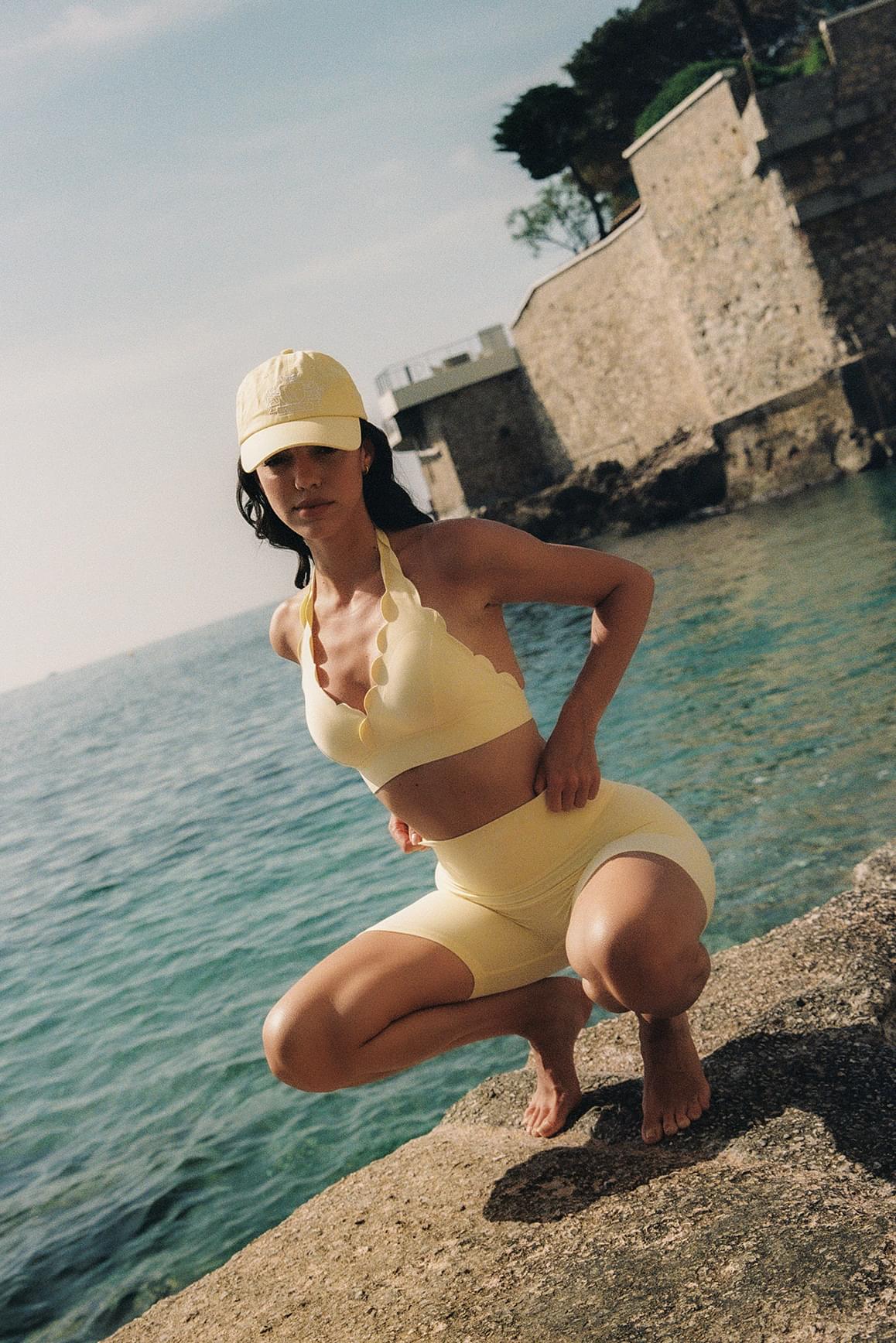 High-Waist Vigor Scrunch Short