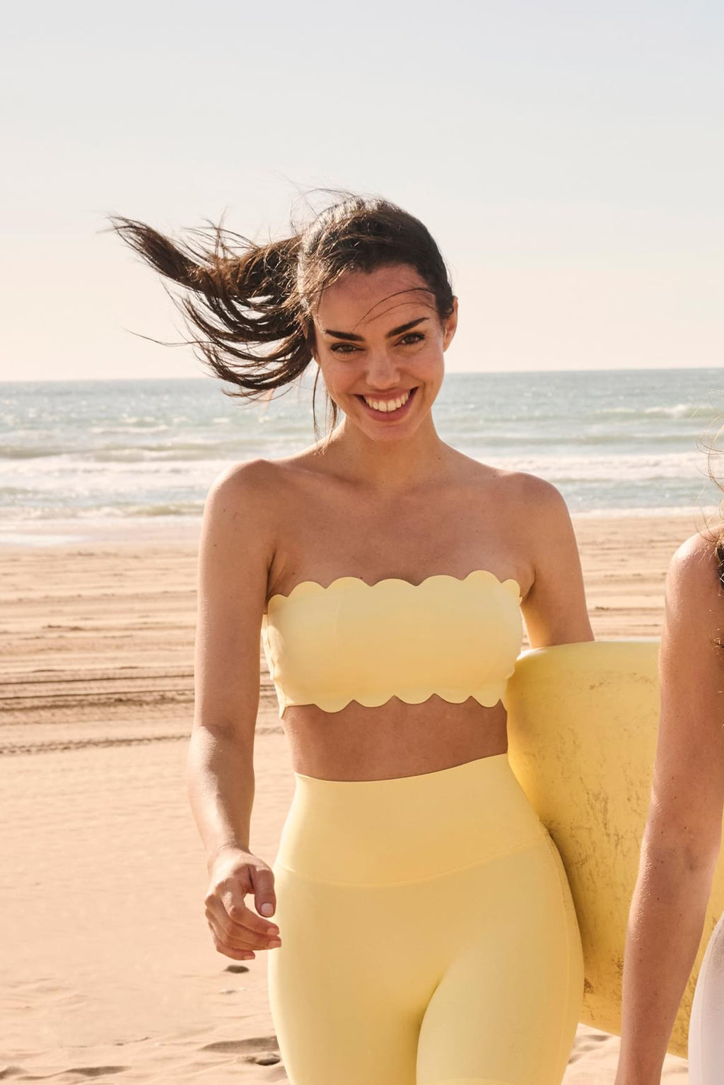 Wiskii Scallop Strapless Bra