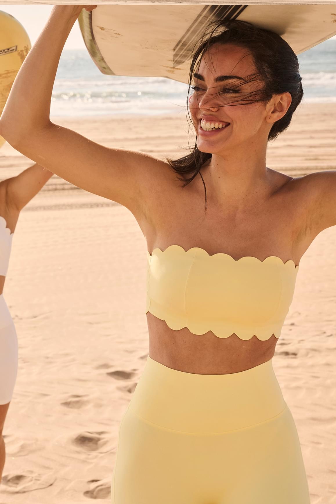 Wiskii Scallop Strapless Bra